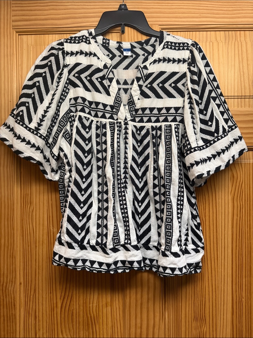 Old Navy Black and White Geometric Peasant Blouse